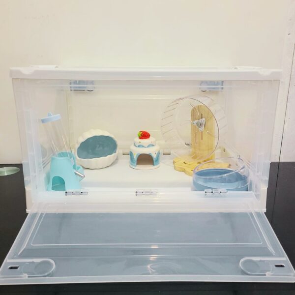 hamster enclosure